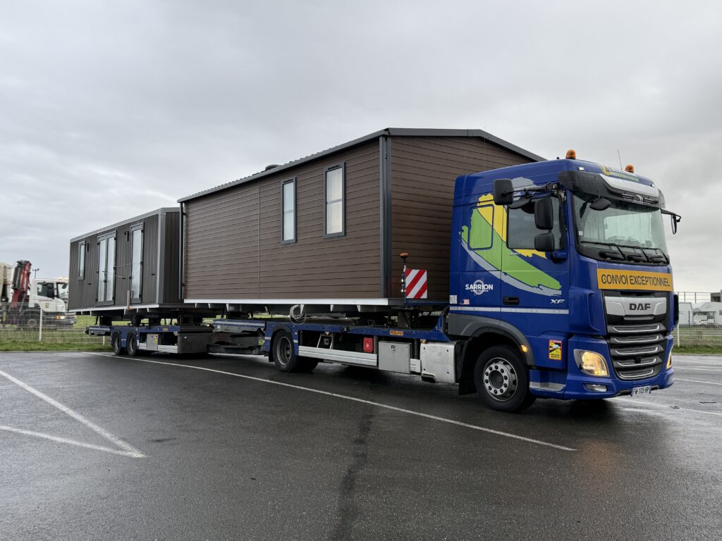 Transport exceptionnel : définition, réglementations et bonnes pratiques